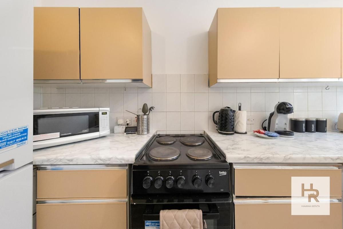 Apartamento Prime Location - Stylish Retreat - Wifi & Netflix *